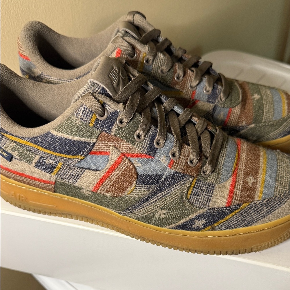 Nike Air Force 1 Low Pendleton Striped Earth Tones - Picture 2 of 7